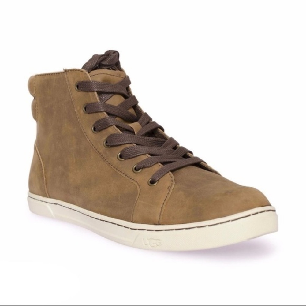 UGG Women’s Gradie Chocolate Tan Wool Lined Shoes Size 8